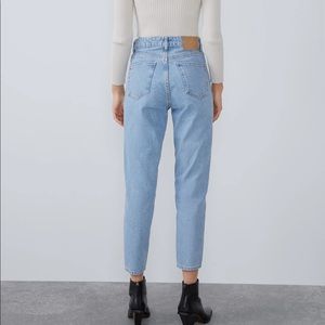 zara light wash mom jeans denim size 2